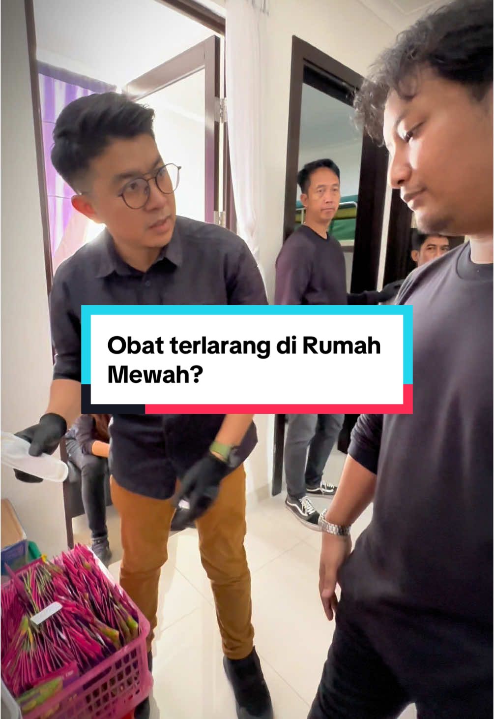 Lab Narkoba Di Rumah Mewah #abrahamsilaban #abrahamsilabanviral #abrahamsilabansepatu #abrahamsilabanfyp 