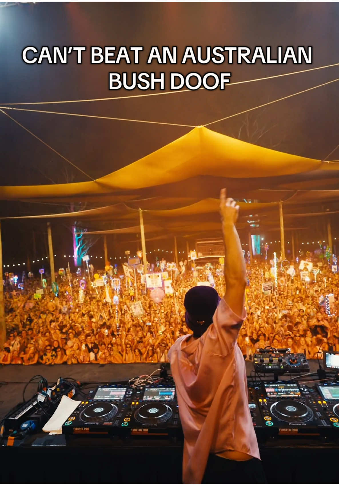 IN AUSTRALIA WE CALL THIS A GOOD OLD FASHION BUSH DOOF !!! ILL BE PICKING ROLLING AND FLICKING THE BOOGERS FOR WEEKS AFTER THIS 🤣❤️🤣 @Lost Paradise 