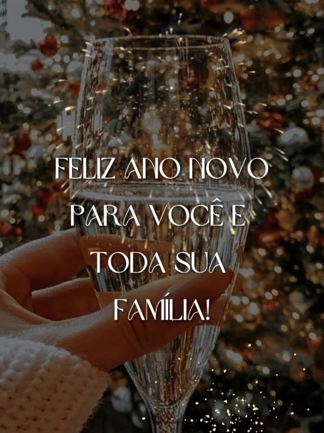 #CapCut #felizanonovo #2025 #familia #deusnocomando #gratidao 