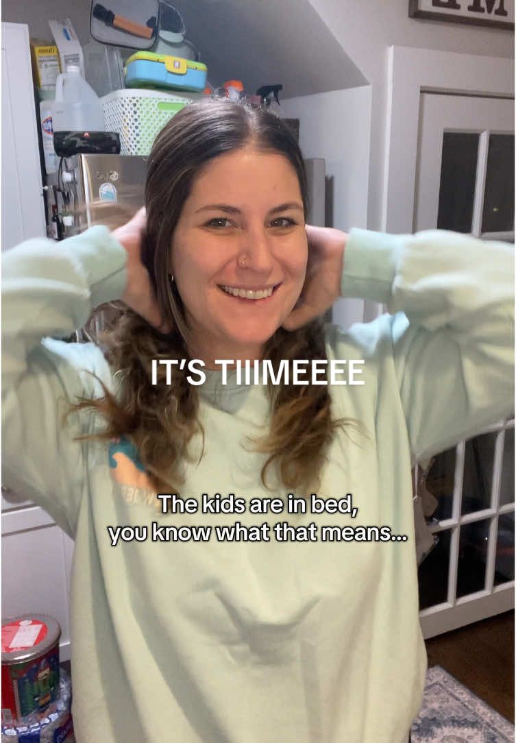 😉🧼 #MomsofTikTok #momhumor #momlife #holiday #CleanTok #transition #jokes #funnyvideo 