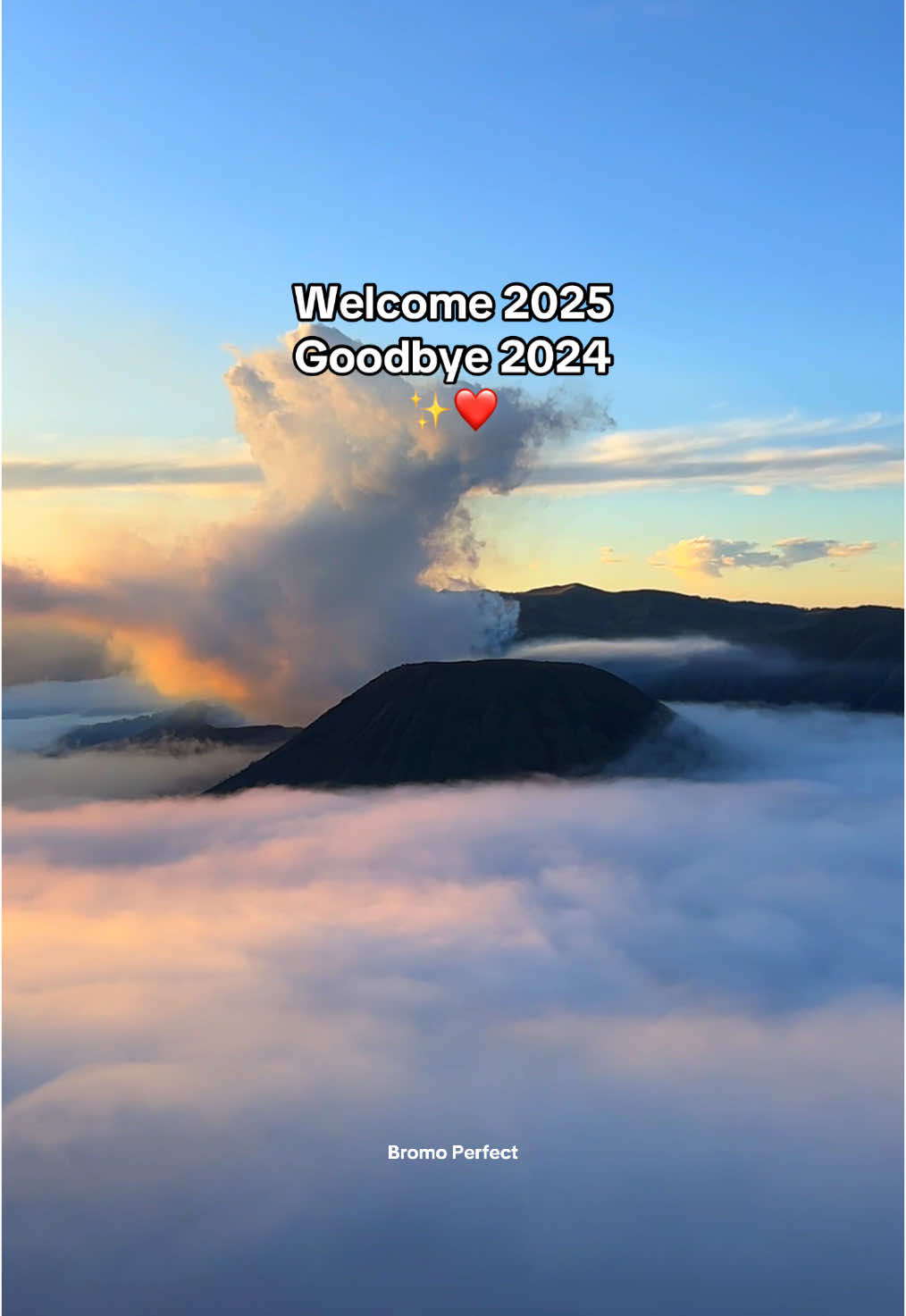 Welcome 2025, Goodbye 2024✨❤️ Buat temen temen yang pengen ke bromo, tapi bingung cari jeep & fotografer?🤔 Kita ada 1 paket private trip bromo include dokumentasi loh dan tentunya dengan harga sangat terjangkau gys🤭😁 Ingin liburan kalian nyaman & bahagia bersama keluarga / orang terdekat? Yuk percayakan liburan kalian bersama kami🤭 📍Sukapura Probolinggo ✅WA ada di bio ya #bromo #bromotenggersemeru #bromomountain #gunungbromo #sewajeepbromo #bromotour #sunrisepoint #fotografertiktok #fotograferbromo #bromotravel #privatetripbromo #indonesia 