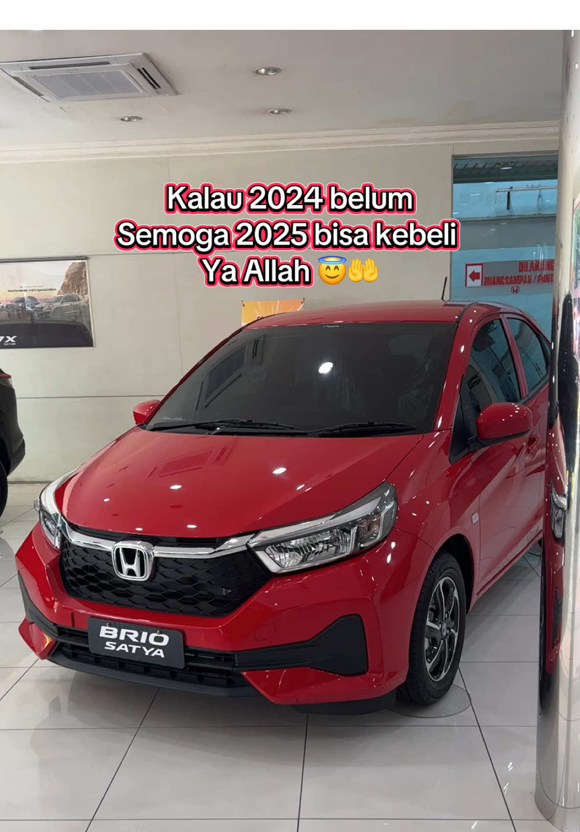 Promo Akhir Tahun menggila 🔥 🚗 BRIO E CVT  OTR 209,250,000 DP 12 jtan - Cicilan 4,9 jtan Info : 👨🏻‍💼 H E R R I S ☎️ 081.233.555.02 #Malang #Batu #Blitar #Pasuruan #JawaTimur   #honda #menyalaabangkuh🔥  #herrishonda #fyp #fypシ #4u #masukberanda  #hondamandalasena #salesmobilhondamalang