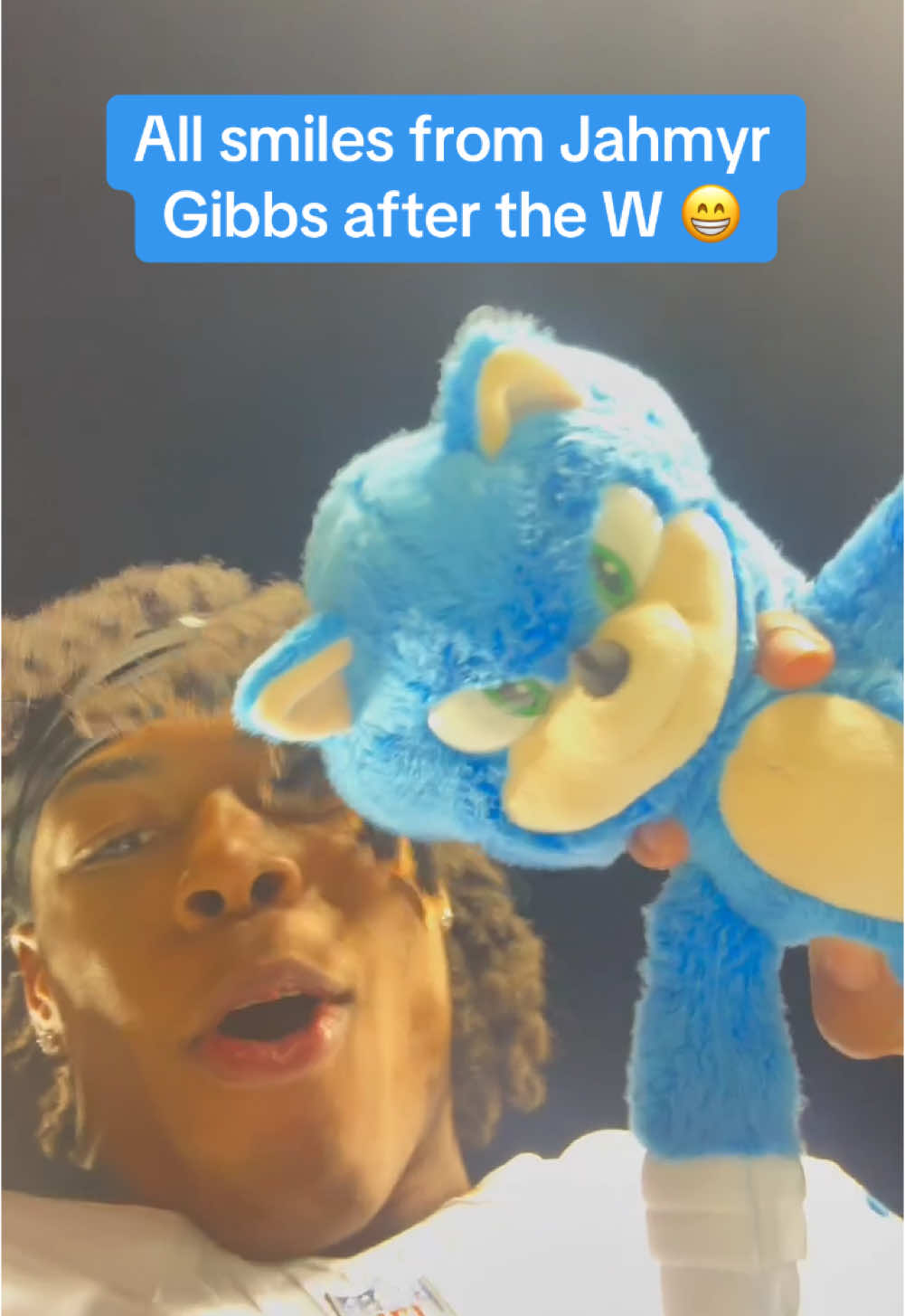 Even had his Sonic doll with him 😂 #NFL #detroitlions #football #jahmyrgibbs 