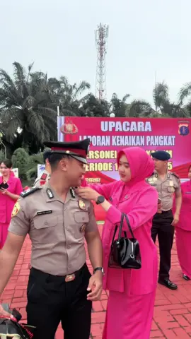 Selamat atas kenaikan pangkat satu tingkat lebih tinggi Suamiku❤️Semoga selalu amanah yaaa dan sukses dalam menjalankan tugas. tetap rendah hati dan selalu melakukan yg terbaik!🥰❤️ #kenaikanpangkat #polripresisi #ker448atnusantara #poldakaltim #fyp #4u #xyzbca #bhayangkari #masyaallahtabarakkallah 