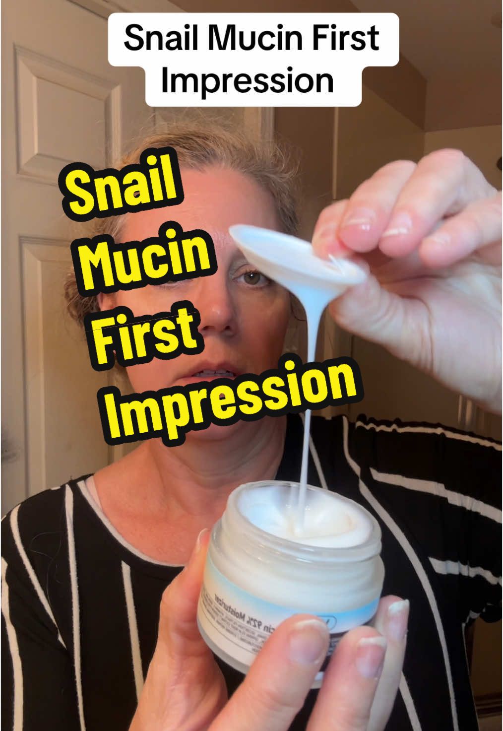 I’m very impressed by how lightweight this snail mucin is. It is not slimy. It has a very moisturizing feel and feels very nice on the skin. #snailmucin