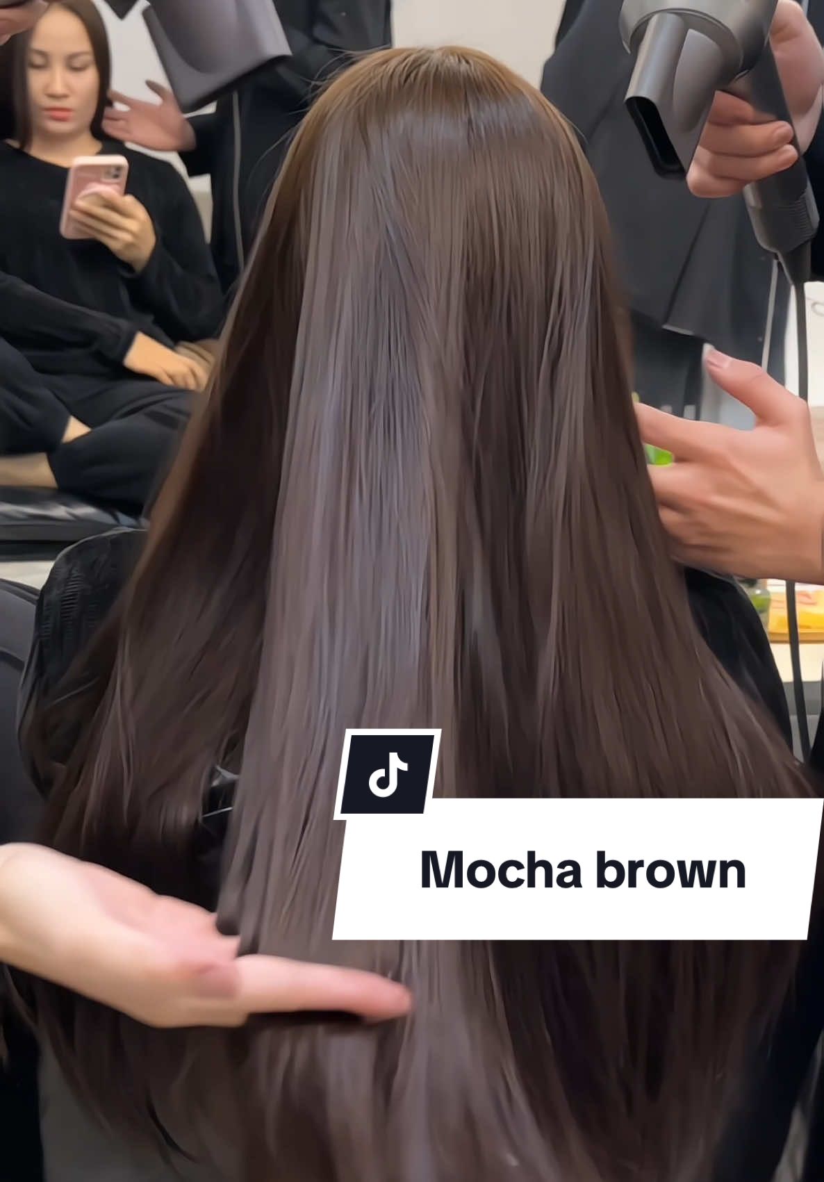 #Nâu #MoCha #xuhuong #xuhuongtiktok2024 #fyp #tócxinhmỗingày #lamdep #Color #balayage #highlight #Virall 