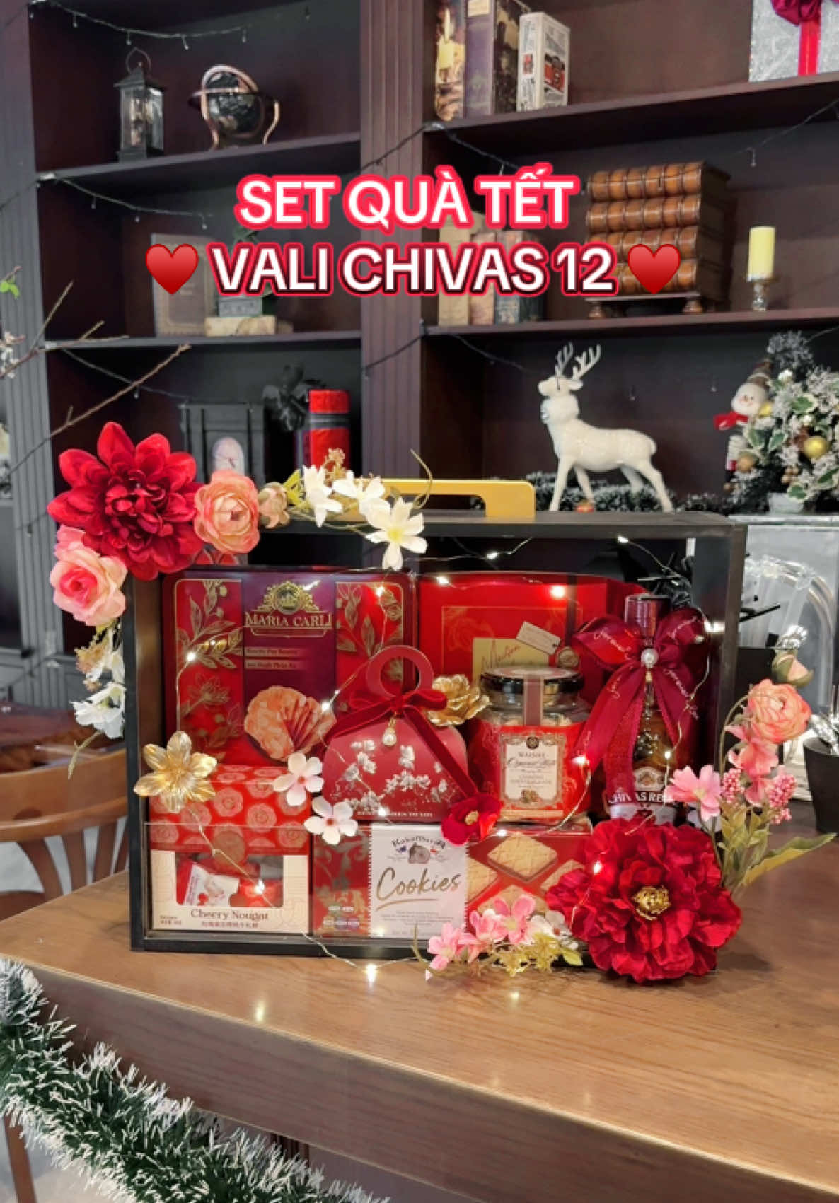 Giỏ quà Tết Chivas 12 tài chính quá là mềm đây ạ 😘 Bác nào chú trọng vang xịn biếu bố mẹ vợ, tặng sếp... thì chọn set này quá hợp lý ♥️ #setquatet #gioquatet #xuongquatet #khoquatet #quatangdoanhnghiep #quatangtet #quatetnguyenhuonggiang #nhgfloral 