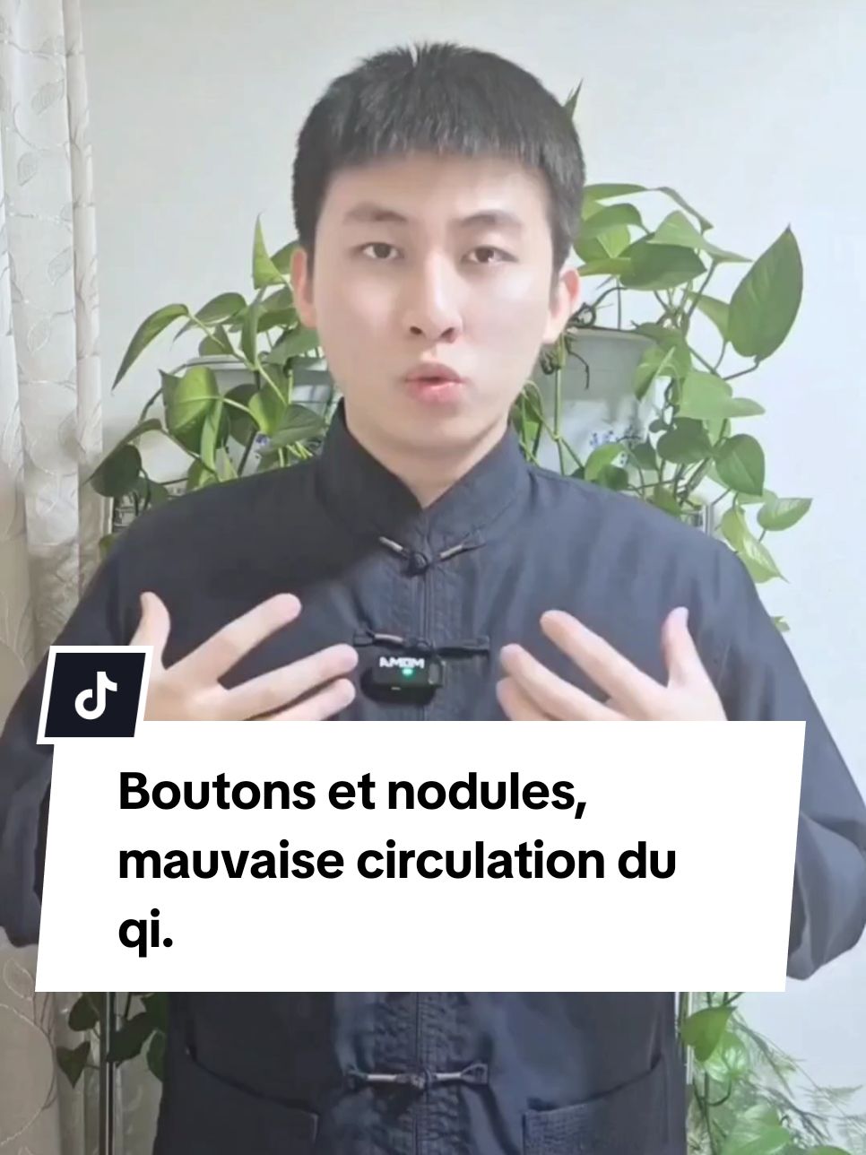 Les petits nœuds et boutons peuvent être éliminés en débloquant le mouvement du Qi. Pratiquons avec la vidéo.