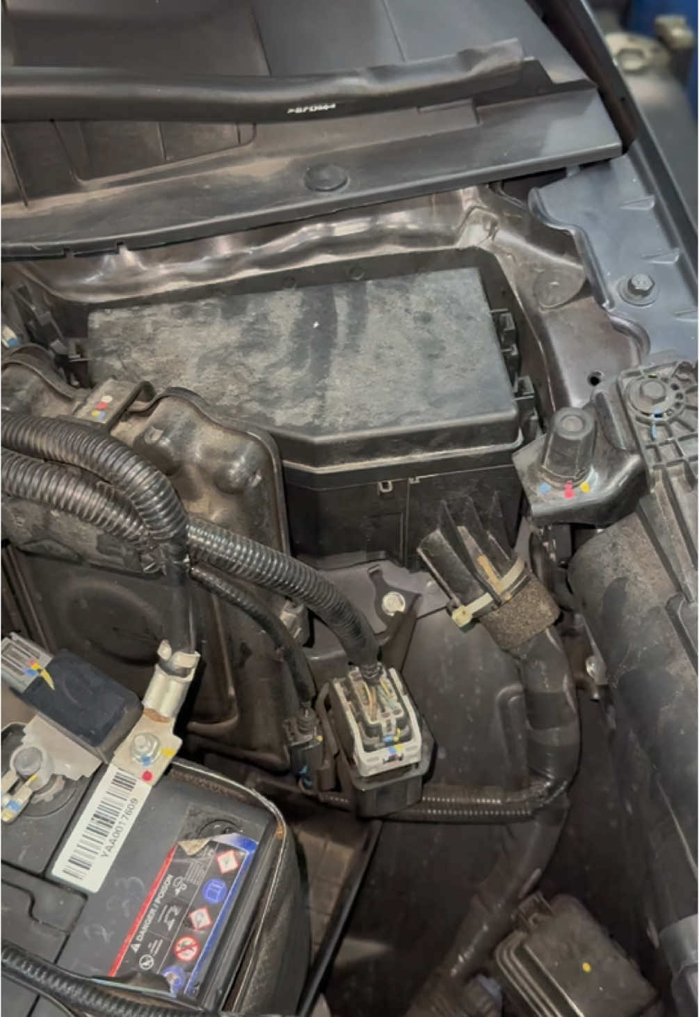 Engine Bay Dry Ice Cleaning #satisfyingvideo #oddlysatisfying #satisfying #greenicetechnologies#LP20/40#dryiceblaster#dryiceblasting #dryicedetailing #dryicecleaning #dryicenation #dryicemachine #dryicemalaysian #deepclean#icecleaning#cartiktok#interriorcleaning #cleaning #autodetailing#projectdetailing#carcare #cleaningobsessed #ecofriendly #safe #malaysian#thisismalaysian#madeinglenmarie#glenmarieshahalam #awsblastwork #autowerkstatt #fypシ゚viral #fyp #fypage #fyppppppppppppppppppppppp  #fypシ゚ #creatorsearchinsights 