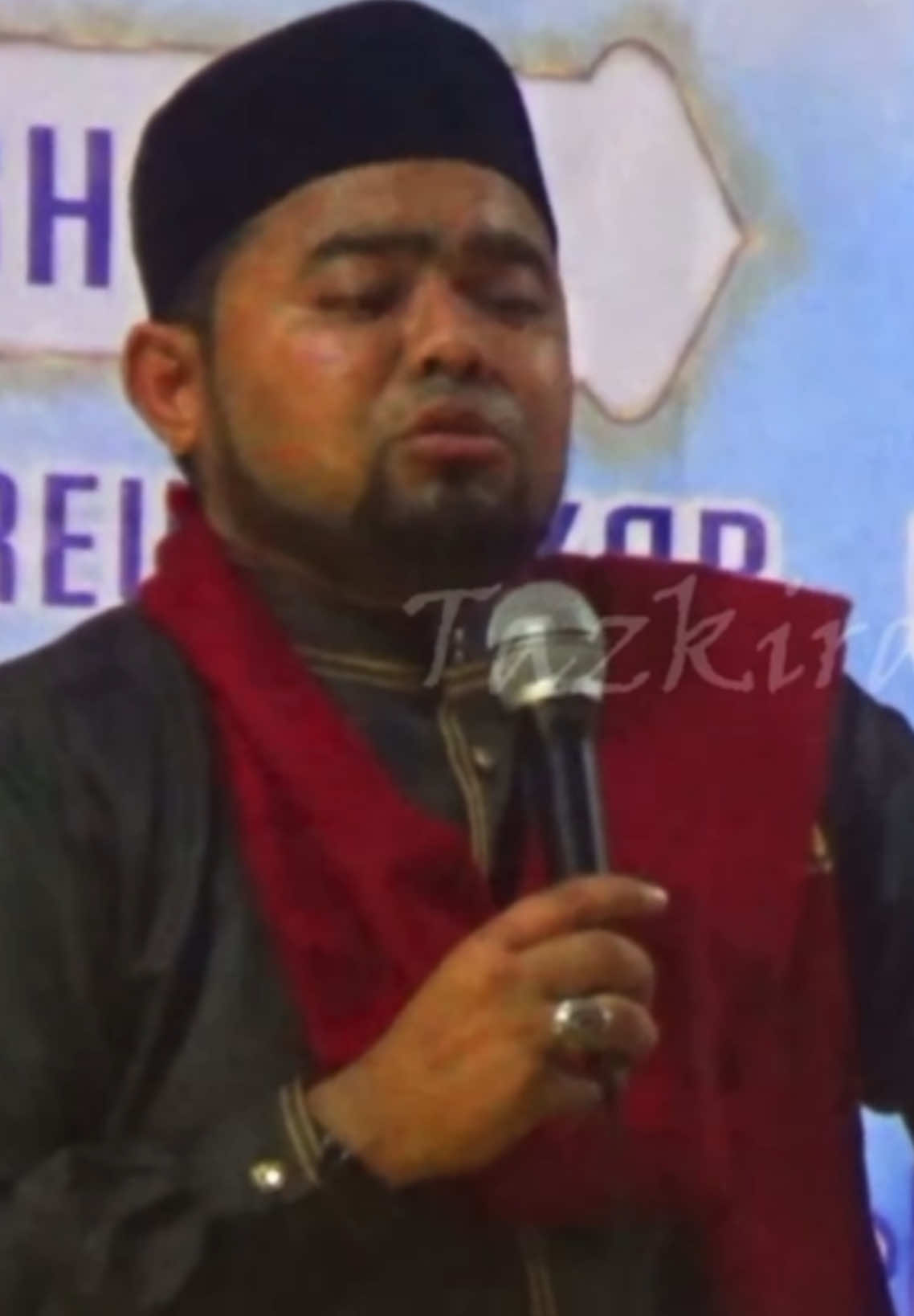 Tgk Syukrullah - harapan orang tua saat mereka sudah meninggal #tgksyukrullah #dakwahacehviral #dakwahaceh #dakwahpendek #maulid #orangtua #anakshaleh #alamkubur 