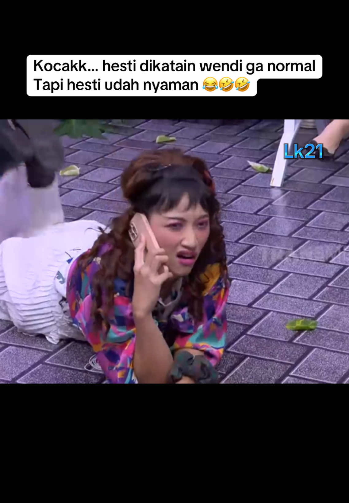 Kocakkk… kali ini kelakuan hesti 😂🤣🤣 #ayutingting #rinanose #olgasyahputra #laporpaktrans7 #wendicagur #btstrans7 #wendicagur #layarkomedi21 #fypシ゚viral#viralomedi #fyppppppppppppppppppppppp #suryainsomnia #hestipurwadinata #komedikocak #dikidifie #fypdong #andretaulany 