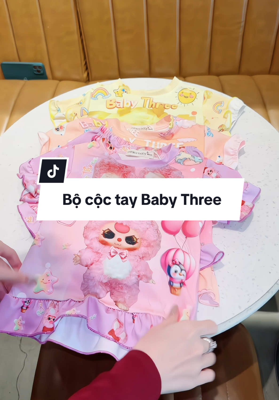 Bộ áo quần cộc tay cho bé gái #mebebon #quanaotreem #xuhuong #viralvideo #thoitrangtreem #dobegai #babythree #dobochobe 