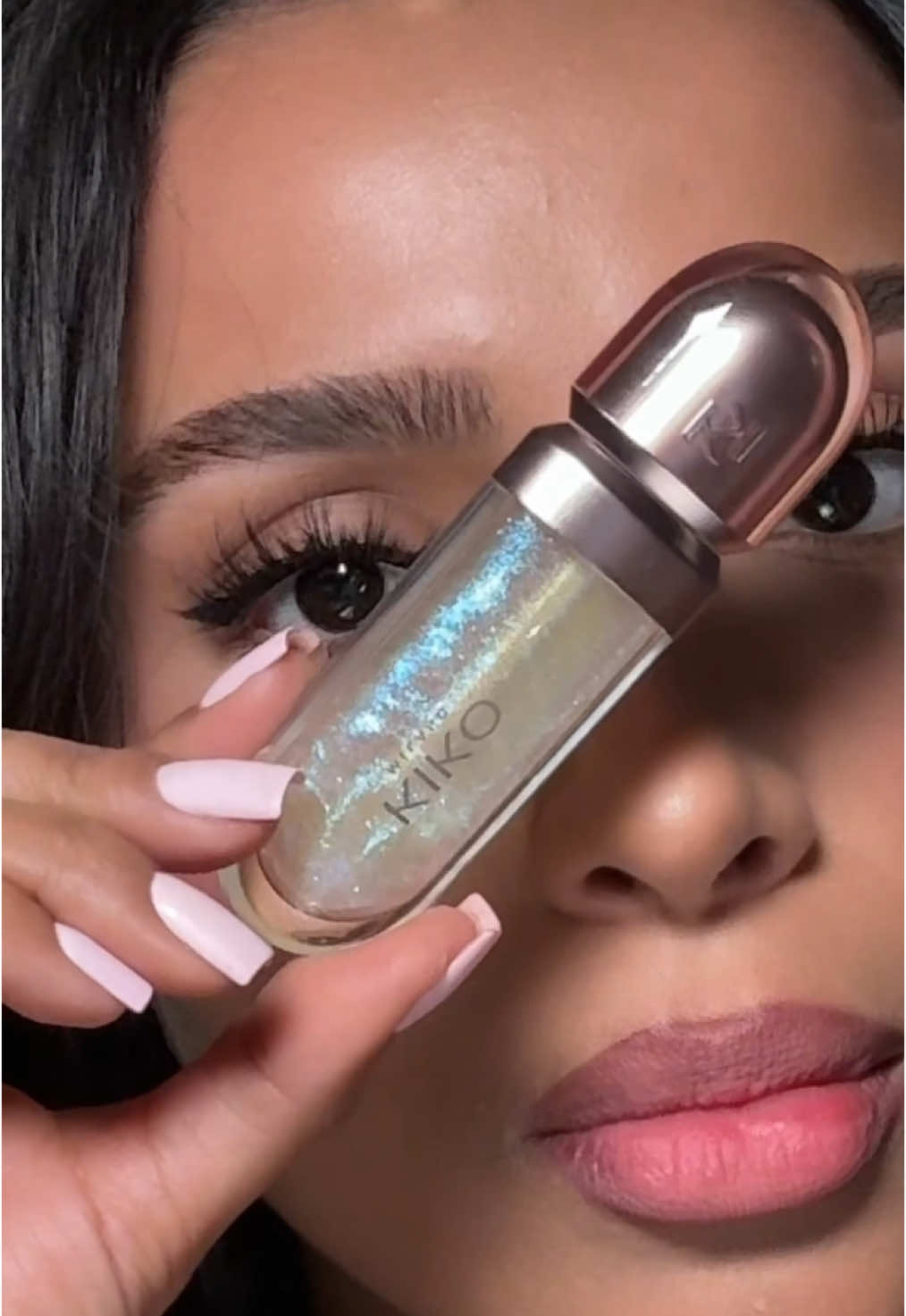 Watch @natseleen glow as she tries #KIKO3DHydra Lip Oil in 01 Milky Way! ✨ Nourishing with a #radiant finish, it’s the perfect touch of #shine for every #look! 🤩 #KIKOMilano #makeup #viralmakeup #lipoil #BeautyTok #beauty #glam #shimmer #KIKOLips 