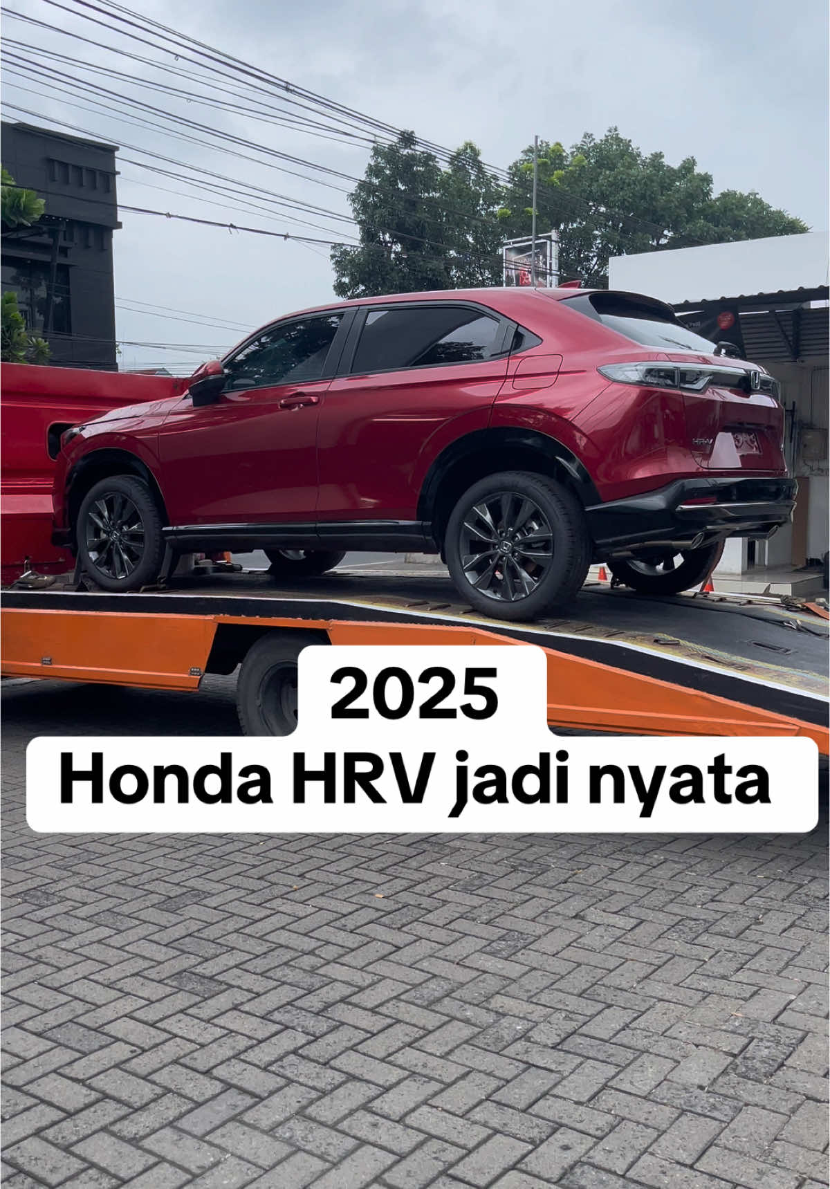 Kalau tahun ini belum,2025 mobil impiannya harus terwujud 😁 #hondaisme #hondasukunmalang #hondasukun #hondaHrv #hrv #2025 #fyp 