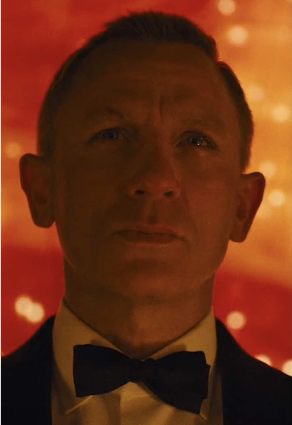 Wishing all our fans a Happy New Year! #Skyfall #JamesBond #DanielCraig 