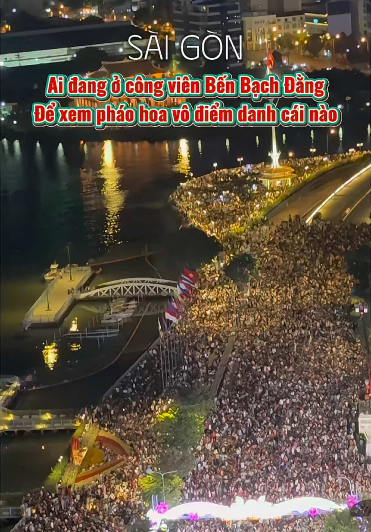 Ai đang ở công viên Bến Bạch Đằng để xem pháo hoa vô điểm danh cái nào. #lacasaigon #saigon #phaohoa #countdown #tet2025 #congvienbenbachdang #nochamthuthiem #xuhuong #fyb 