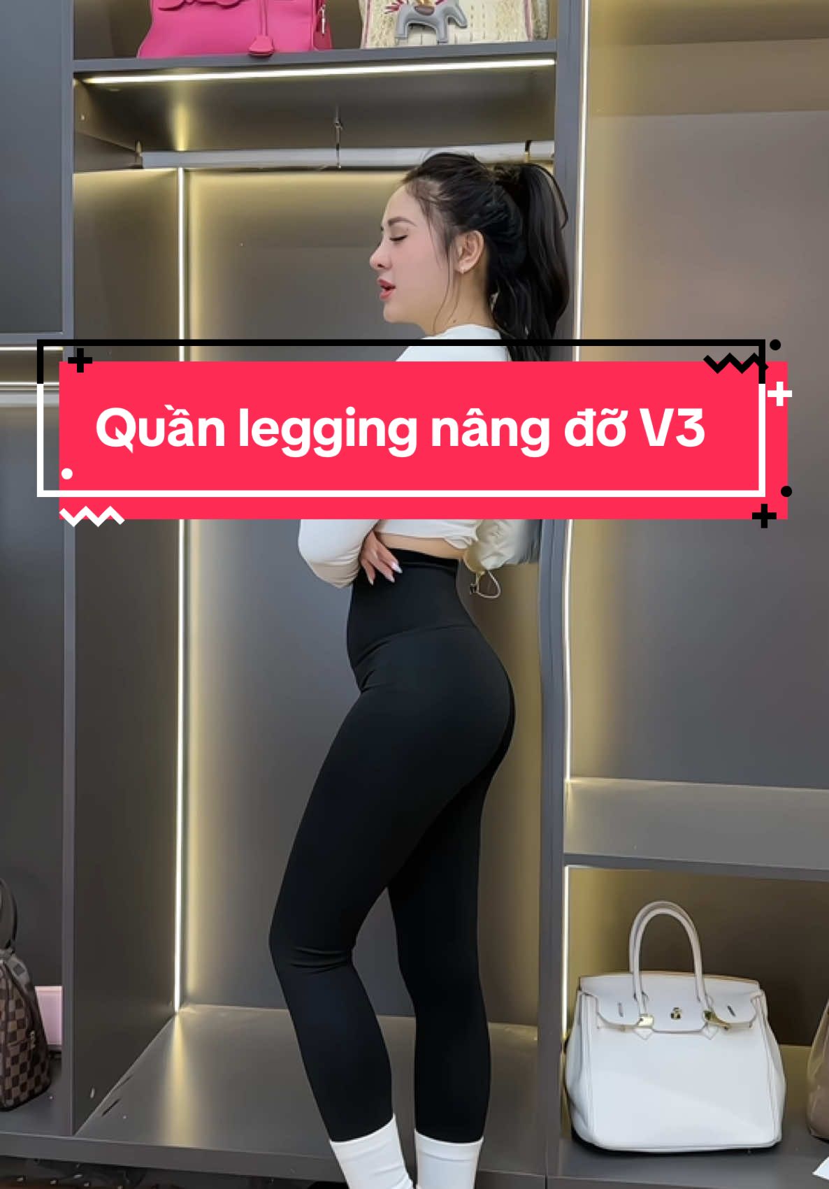 Quần legging này đẹp nhức nhối con tim các bà ơi, nó đẹp mà nó lại rẻ cơ 🥹 🧧 #oanhsi #oanhsireview #oanhonen #quần #quầnlegging #quanlegging #legging #quantapgym #gym #yoga #quannu #thoitrangnu #quannu 