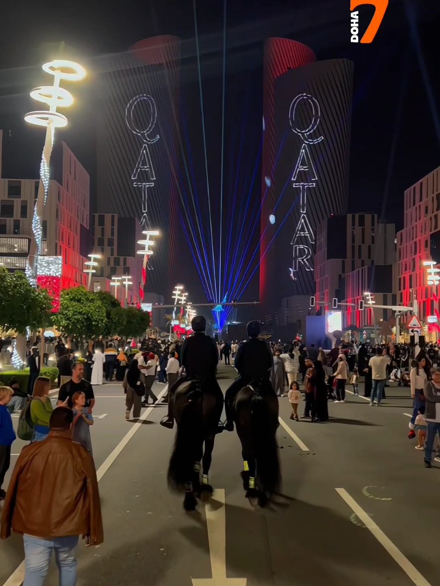 Laser show and performances happening now at Lusail Boulevard 🤩🇶🇦 عرض الليزر وعروض المسرح تحدث الآن في درب لوسيل 🤩🇶🇦 #7doha #qatar #lusail #dohaqatar #قطر 