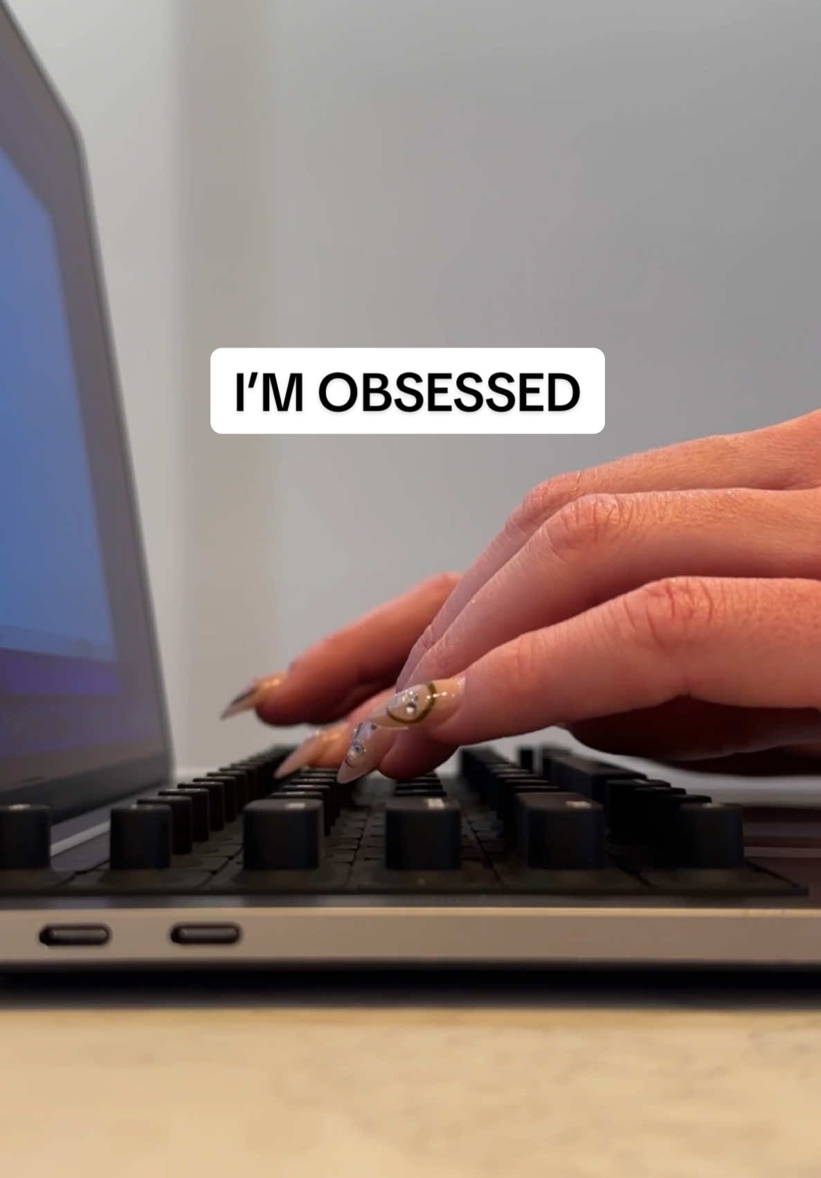 obsessed 💅💻✨ type with the nails you WANT with our long nail keyboard cover 💁‍♀️ #obsessed #longnails #longnailsproblems #fypシ゚viral #typing 