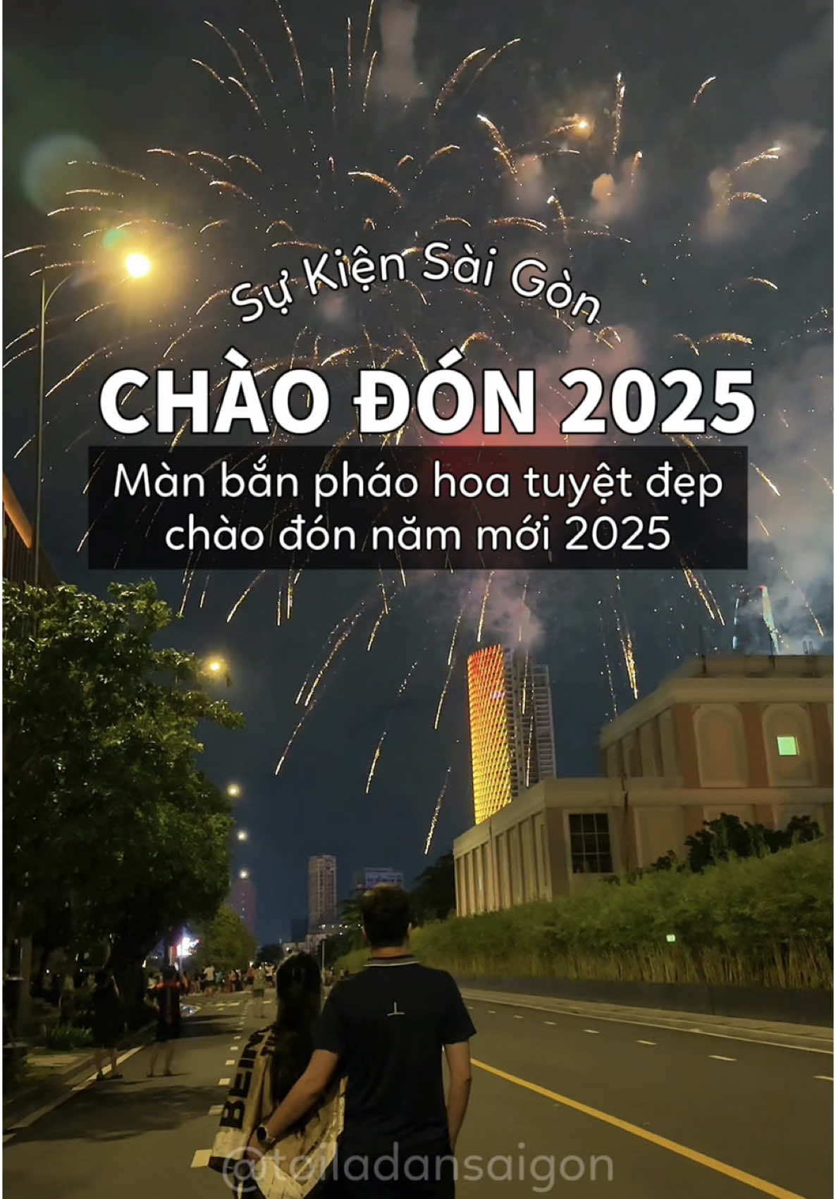 Happy new year 2025 🎇🎇 #tet2025 #happynewyear #toiladansaigon #ngaycuoinam #saigon #toiladansaigon