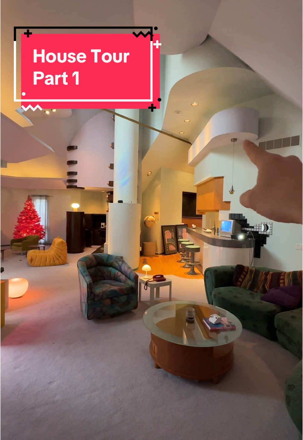 Dream 80’s House Tour Part 1 😍  #dreamhouse #vintageinter #80sinterior #80s #postmodern #mcm #midcenturymodern #cozy #retrodesign #hometour #housetour #beautifulhome #artdeco #retrovibes #80sdesign #memphisdesign #memphisstyle #ikealamps #arthaul #fbmarketplace #estatesales 