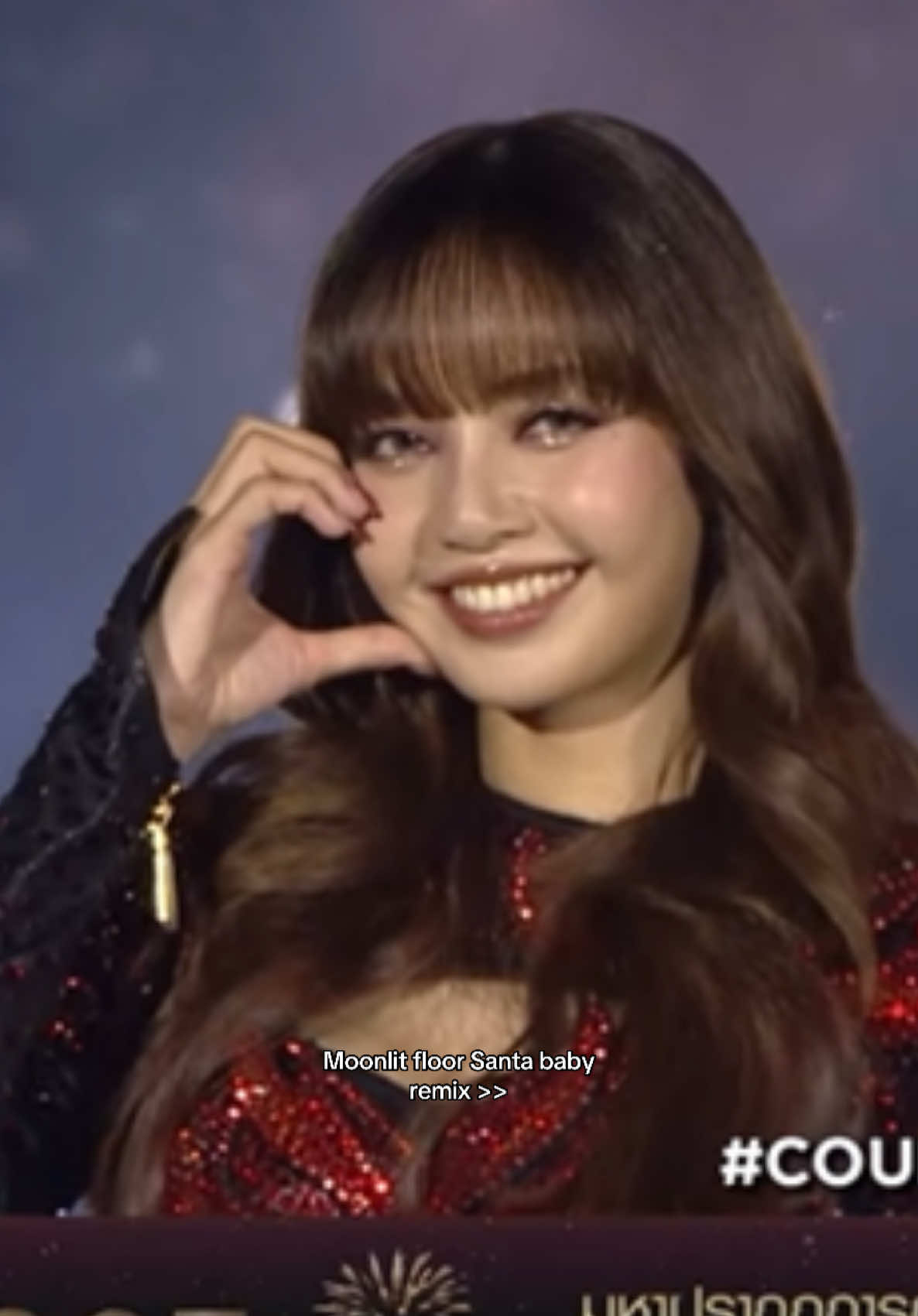 Lisa performs moonlit floor at iconsiam Thailand for new years  - #lisa #lalisa #lisamanoban #lisamanobal #lalisamanoban 
