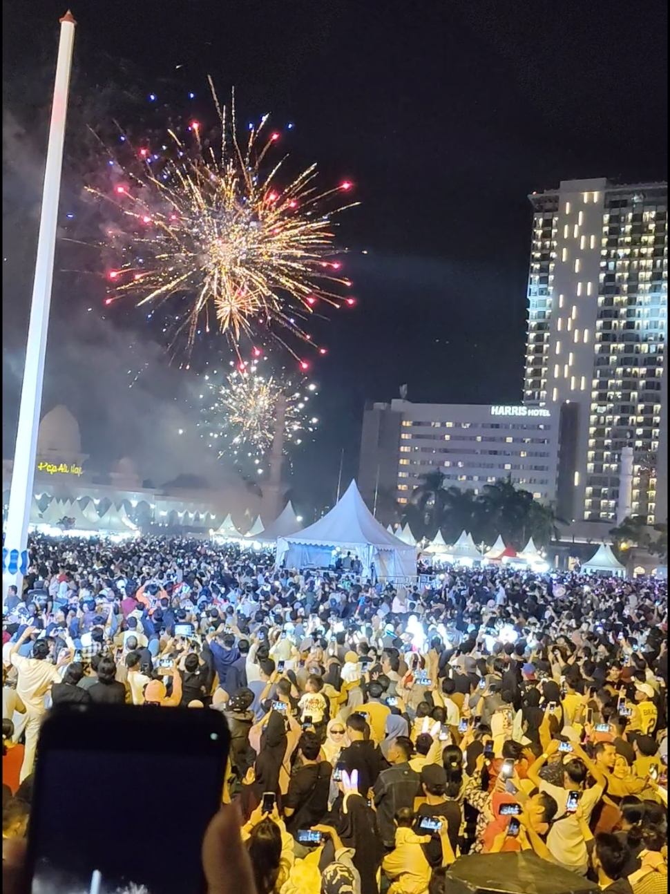 Alun Alun Engku Putri Kota Batam 