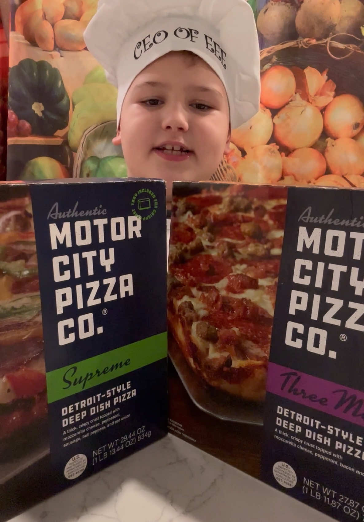 Let’s make a delicous pizza!! @Motor City Pizza Co. #PizzaLovers #PizzaTime  #PizzaNight #DetroitStylePizza #PizzaParty #PizzaPerfection #GameDayEats #FootballFood #GameDaySnacks #TailgateFood #SquaringisCaring #SquareisCool #SquareUp #FootballSeason #TailgateParty #MotorCityPizza #NationalPizzaMonth