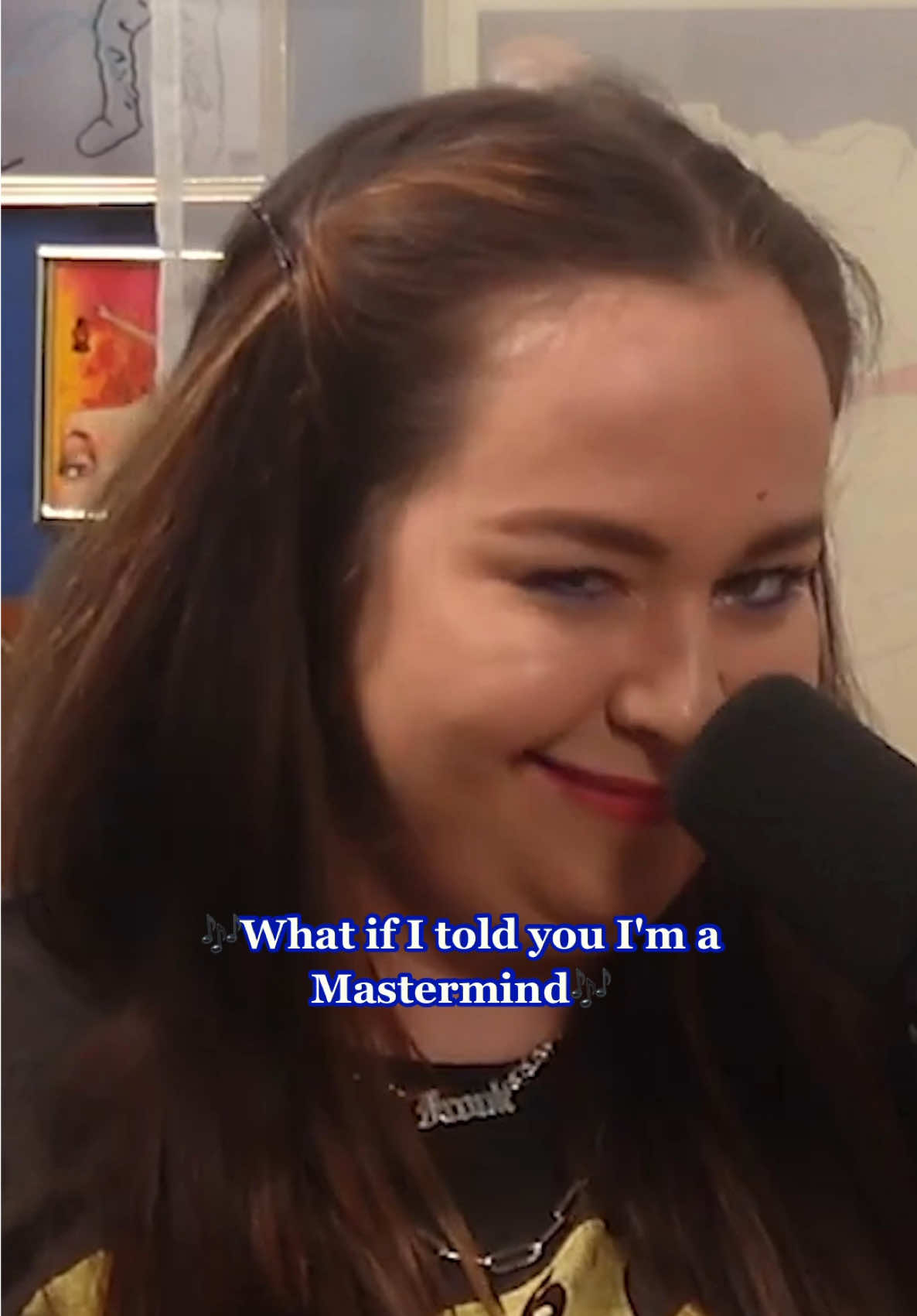 Sometimes you gotta scheme a NYE kiss from your college crush 😏💋  …  #newyearseve #newyears #funnyvideo #podcast #letmebefronk 