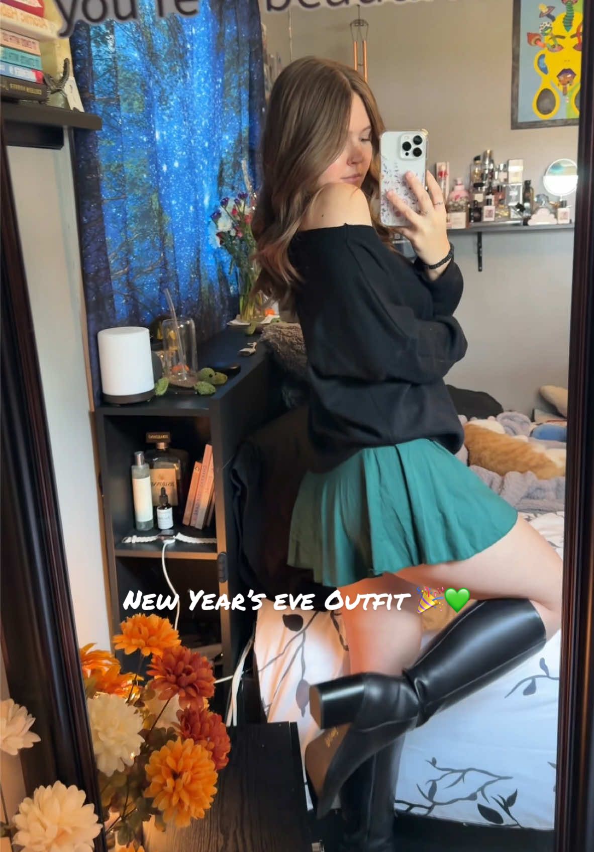 new year’s eve outfit 🖤 wish it was colder in miami to wear something warmer! | #oqq #OOTD #newyears #newyearseve #newyearseveoutfit #outfit #fashion #january #2025 #newyearsoutfit #sweater #winter #skirt #boots