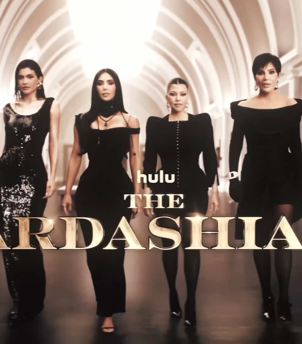 season 6!! #kyliejenner #kimkardashian #kendalljenner #krisjenner #khloekardashian #kourtneykardashian 