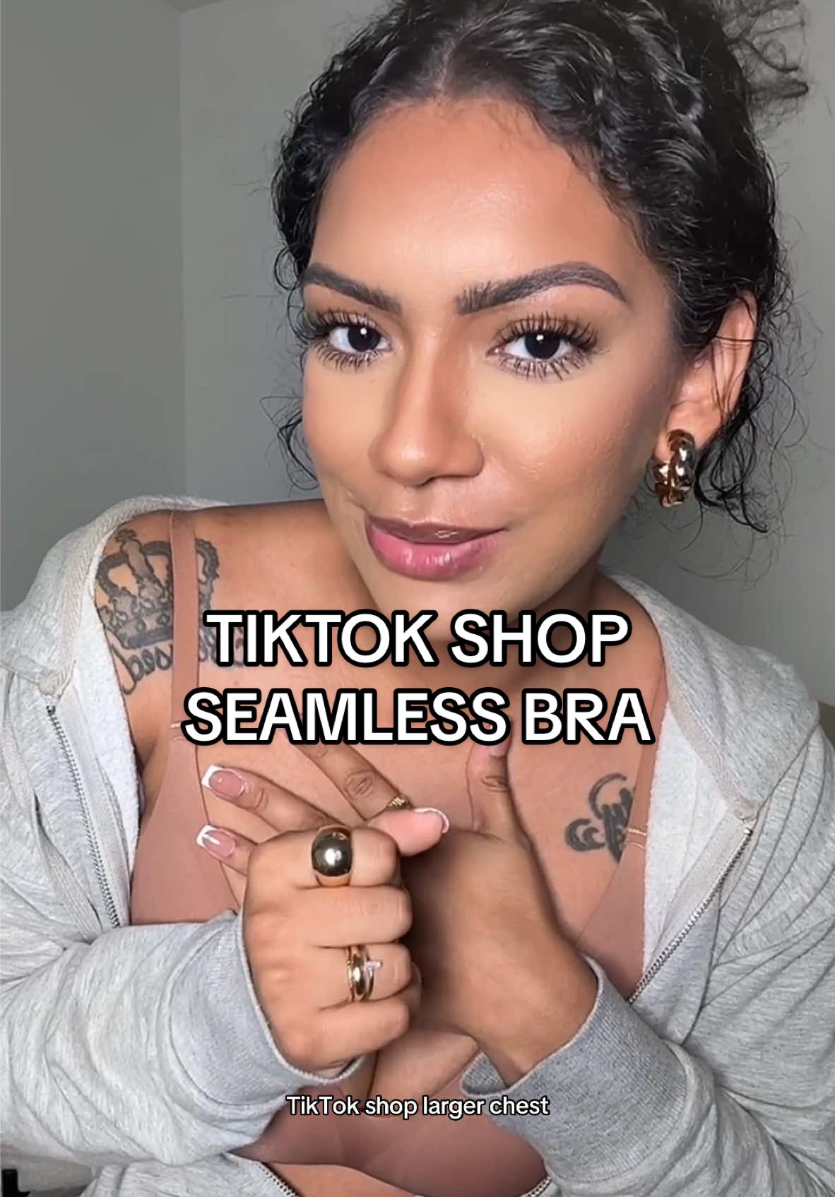 She’s a goodie for sure 😍 #mombra #seamlessbra #smoothbra #supportivebra #wirelessbra #womenswear #womensbra #tiktokshopbra #tiktokshopwomensfashion #womensfashion 