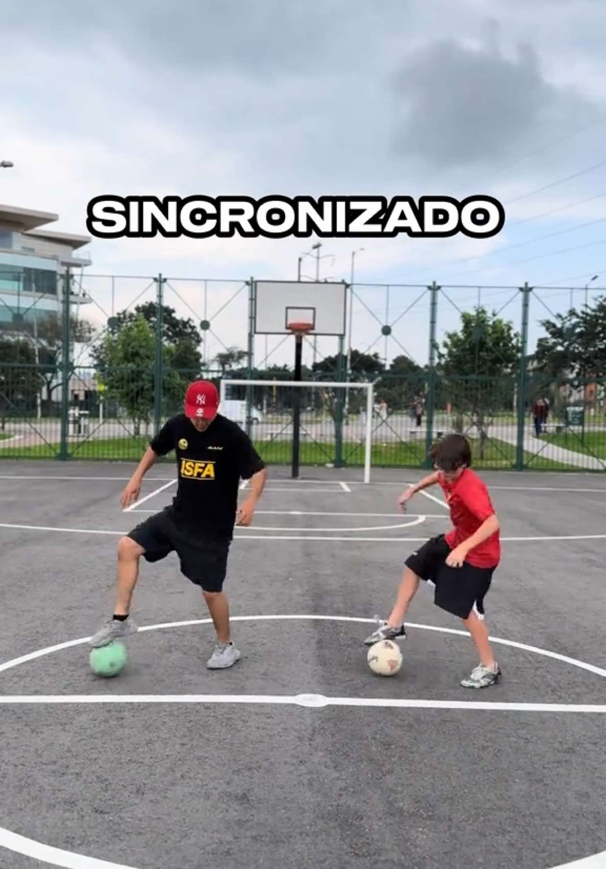 ⚽️ Aprende esta combinación de futbol callejero #tutorial 