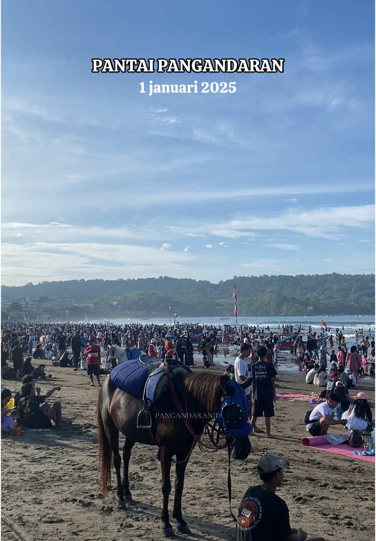 situasi dipantai barat pangandaran pagi ini🏖️  . 1 januari 2025 . apa doa dan harapan kalian kedepannya buat pangandaran guys? #fyp #pangandaranbeach #tahunbaru #pangandaranid #tahunbaru #foryoupage #viral 