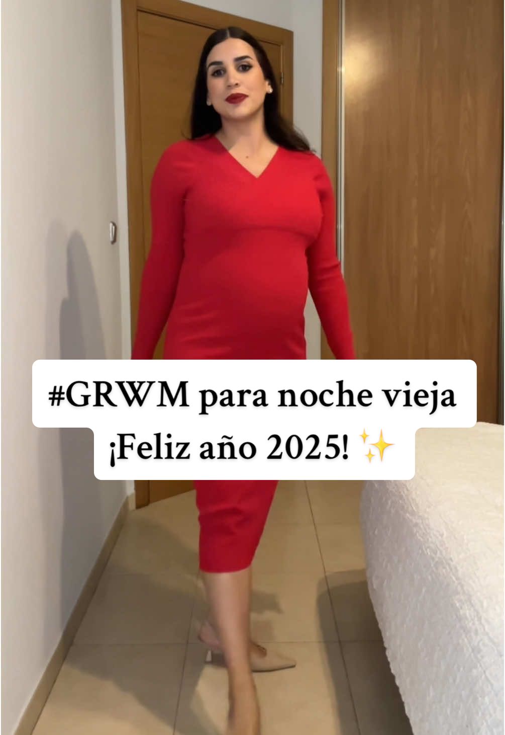 ¡Feeeeliz año ✨para todos! De parte de esta 🤰🏻que recibe el 2025 a puertas de la llegada de su mayor bendición 👶🏻🙏 y que les agradece de corazón ❤️ a quienes la acompañaron todo el 2024 y a quienes llegaron en el transcurso 🤗 Que este 2025 sea de bendición y dicha para todos 🙌🏼 que gocemos de mucha salud y bienestar, que la paz y la armonía reine en nuestros hogares 🏠 y que Dios nos bendiga 🙏 #feliz2025 #felizaño2025 #embarazadafeliz #embarazadafashion #embarazofeliz #arreglateconmigo #visteteconmigo #nochevieja #alicanteespaña #latinaenespaña #venezolanaenespaña #grwmoutfit 