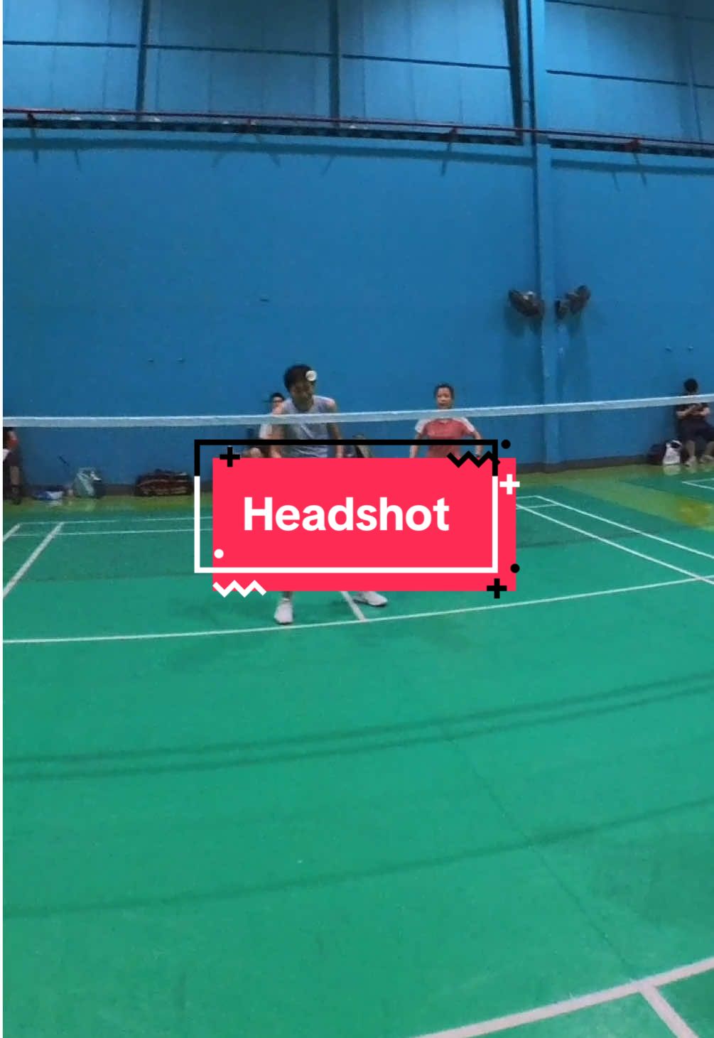 กีฬาอันตราย part2 หมวกกันน็อคต้องเข้าแล้วมั้ย safety helmet please. #badminton #relaxreplay #pov #badmintonfpv