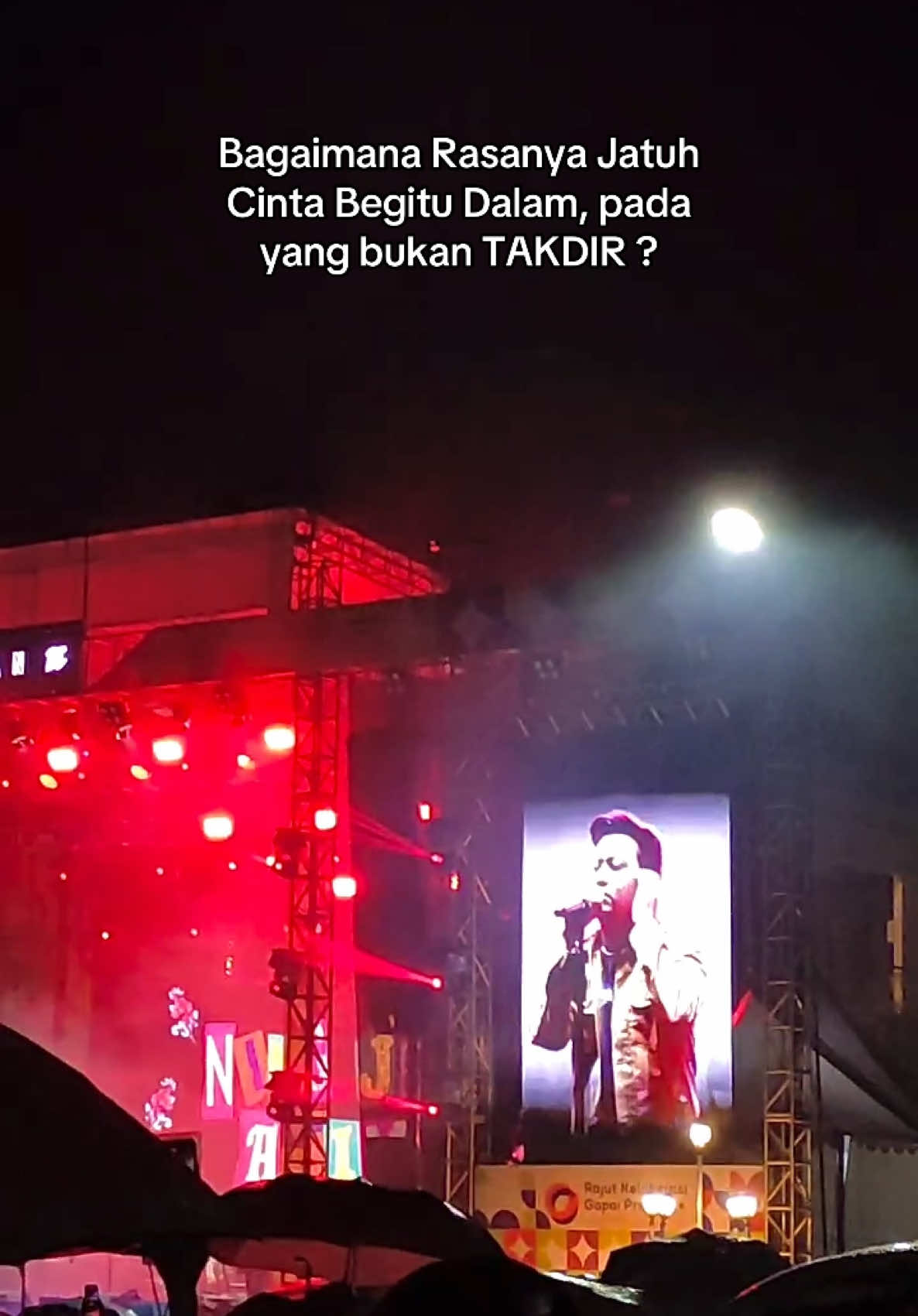 Detik2 pergantian tahun di konser Denny Caknan di Balai Kota Malang #dennycaknan #2025 #ekspresikan2024 #denycaknanterbaru #denycaknan #malanghits 