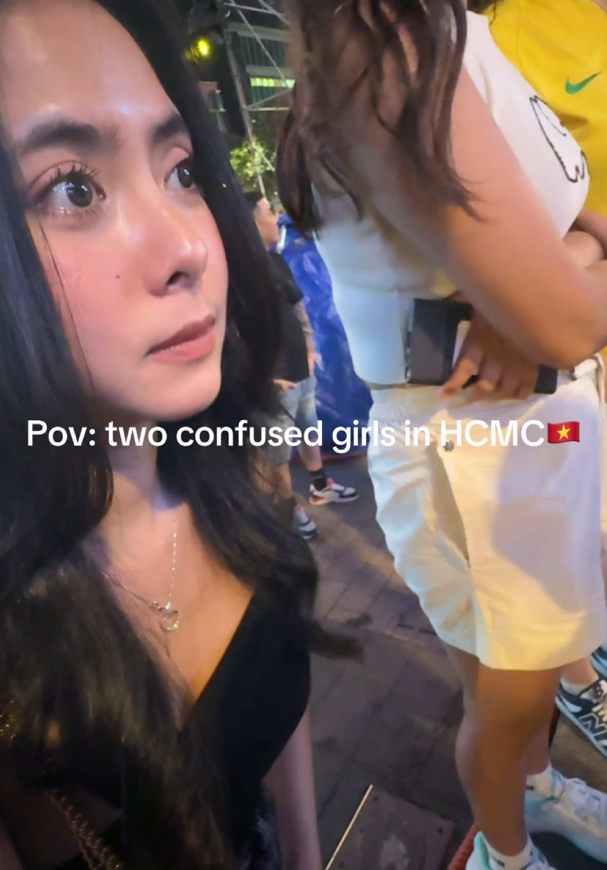 That was the moment🤣🇻🇳 #hochiminh #vietnam #vietnamstreetstyle #vacation #travel #for #fyp #foryourpages 