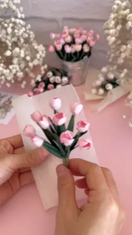 🌷🌷#littlehousepackaging #ทิวลิป #ของขวัญ #ช่อดอกไม้ #ของขวัญให้แฟน #ของขวัญวาเลนไทน์ 