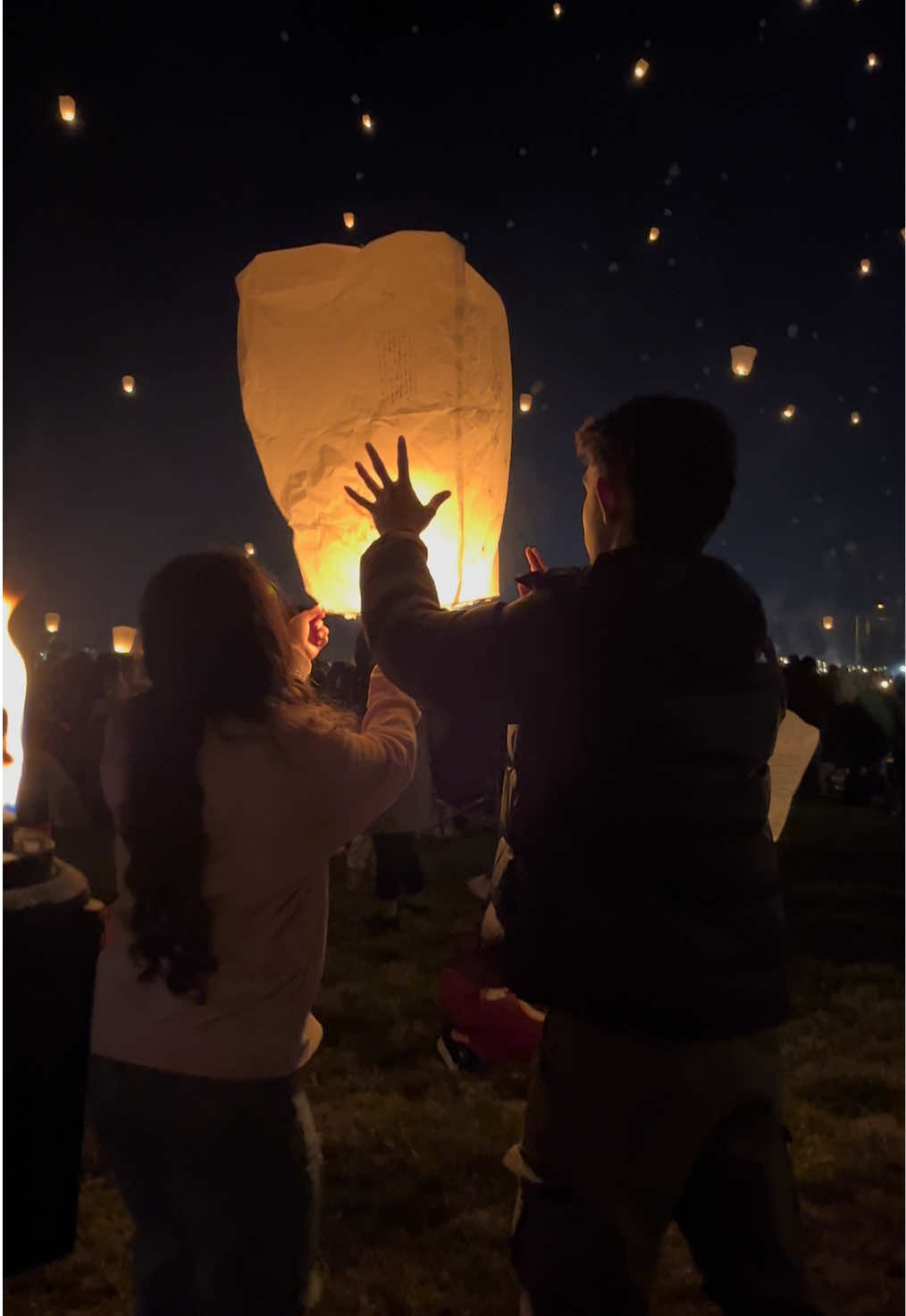 definitely a core memory💛✨#lanternfestival #lantern 