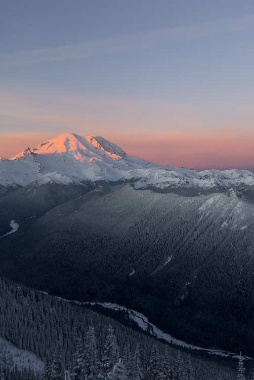 Crystal Mountain WA 😍 #mountains #snowboarding