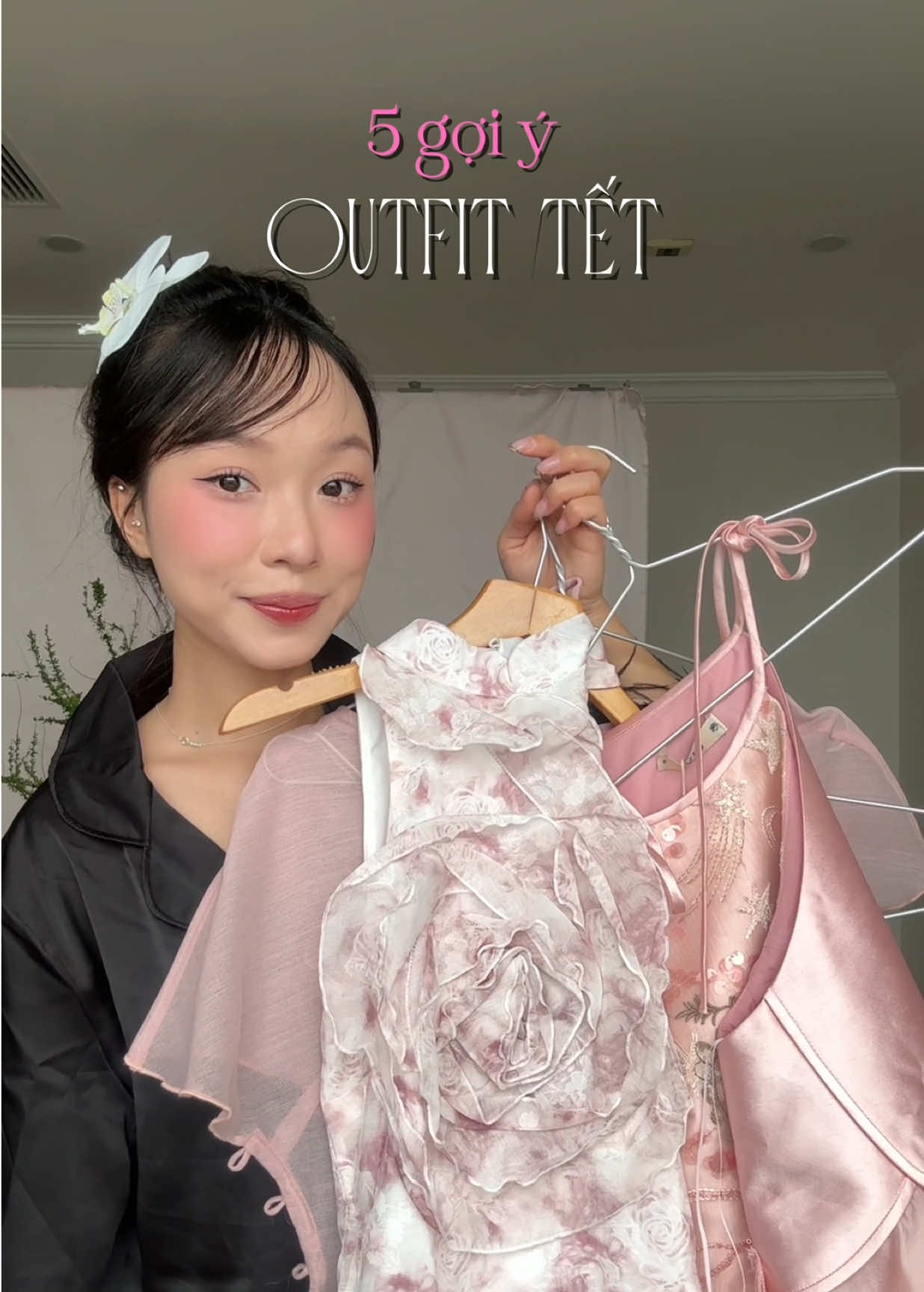 1 mùa tết hồng tươi xinh iuuuu  @OLV BOUTIQUE @Đing Đang Ơi @into.eight @Rechic.vn @Hangkao closet  IG: lingmakeup #lingmakeup #tet #outfittet #tet2025 #outfit 