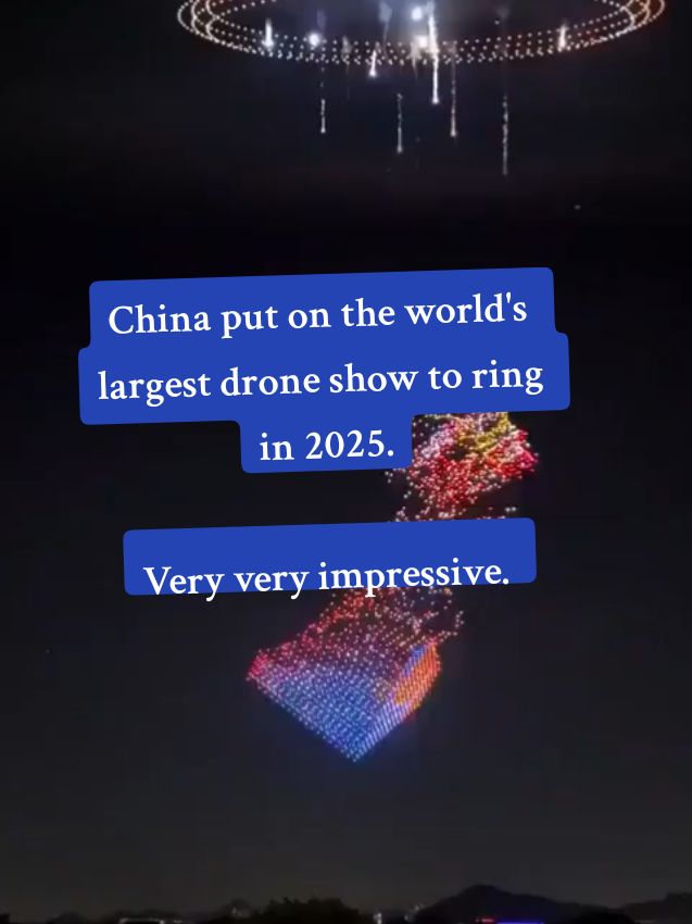 #China put on the world's largest drone show to ring in 2025. Very very impressive. 🍾🪩🎉 #NewYear #NewYear2025 #2025 