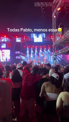 Todas, Pablo, menos essa 🥲😅. #pablo #pontanegra #manaus 