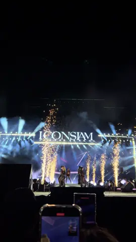 #Lisaiconsiam @LISA  #iconsiam #countdowniconsiam2025 