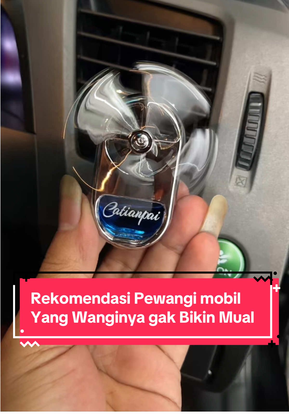 Rekomendasi Parfum Mobil sekaligus ada Kipas balingnya. Varian wanginya banyak dan ga bikin pusing atau mual didalam mobil. #rekomendasiparfummobil  #parfummobil #pewangimobil #pengharummobil #parfummobilpremium 