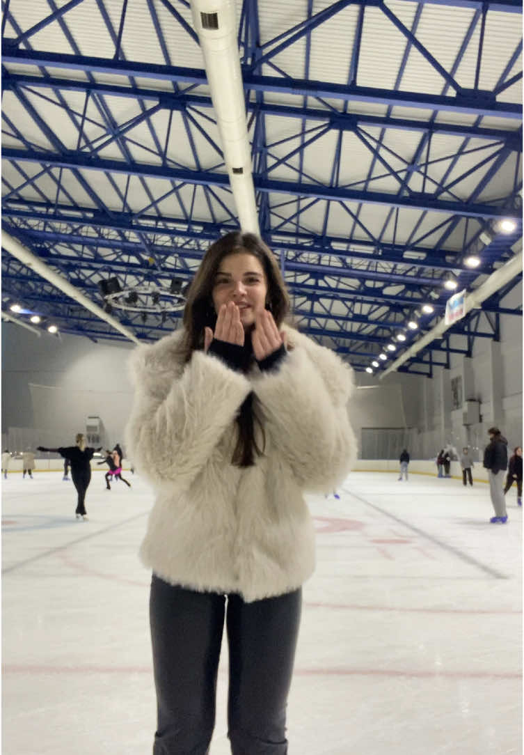 Başladı ve bitti 🫡⛸️  @officialkmsezen 