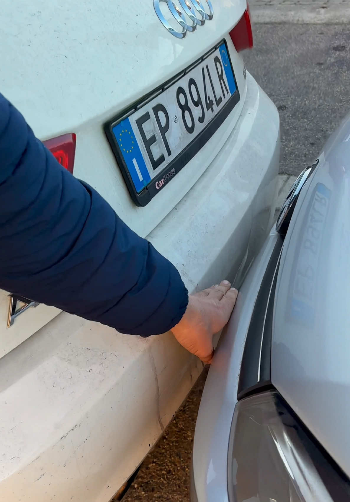 Millimeters of Fear 😱 – Will I Get Out of This Impossible Parking Spot? #ImpossibleParking #ExtremeChallenge #EpicDriving #Skerdix