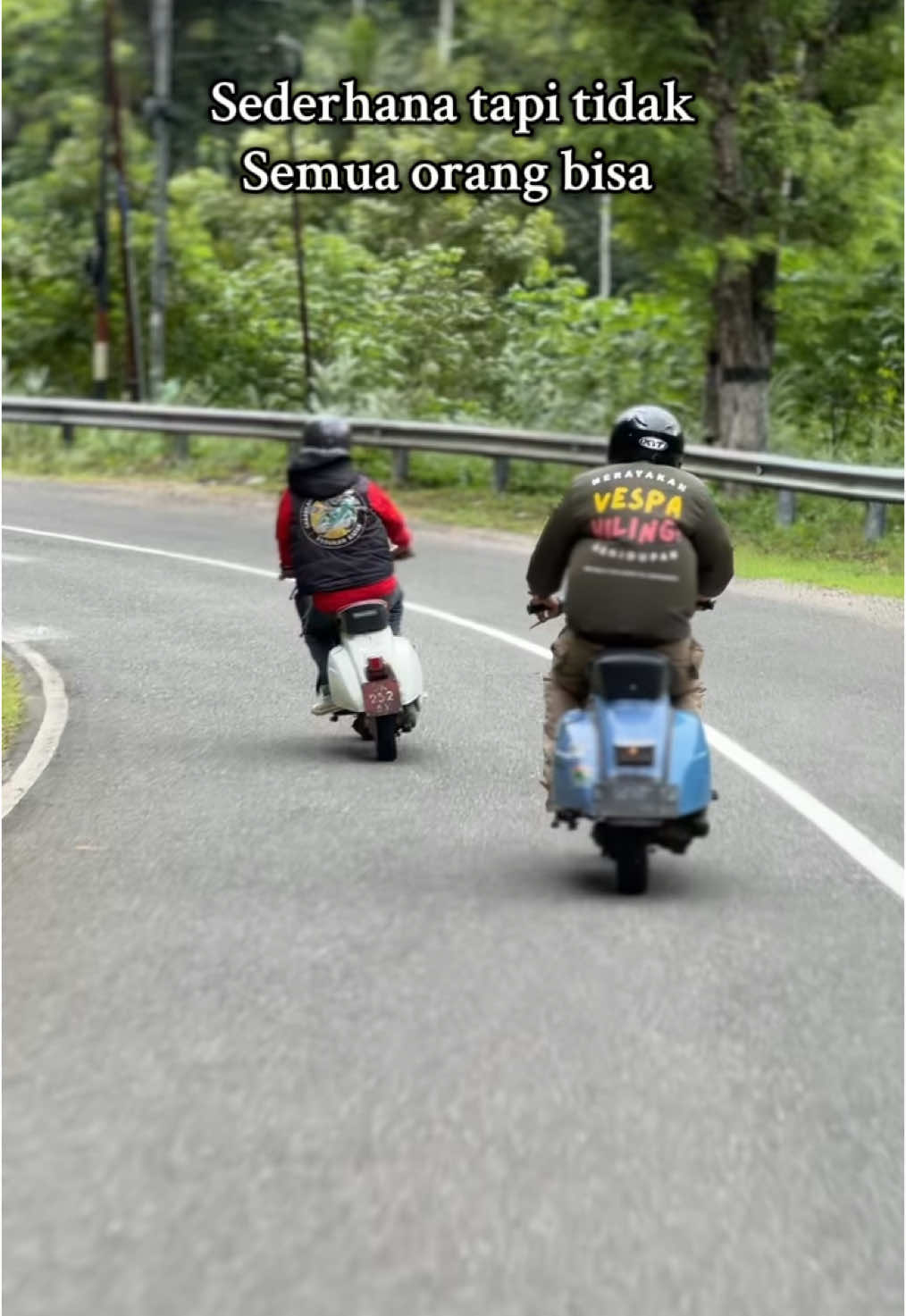 Jauh dekat 200km bukan 200cc.🗿🤭 #vespa #fyp #fypage #vespaclassic #vespaklasik #vespaindonesia #fypdong #foryou #xybca #vespakecil #touring #vespa primavera125 #vespasprint150 