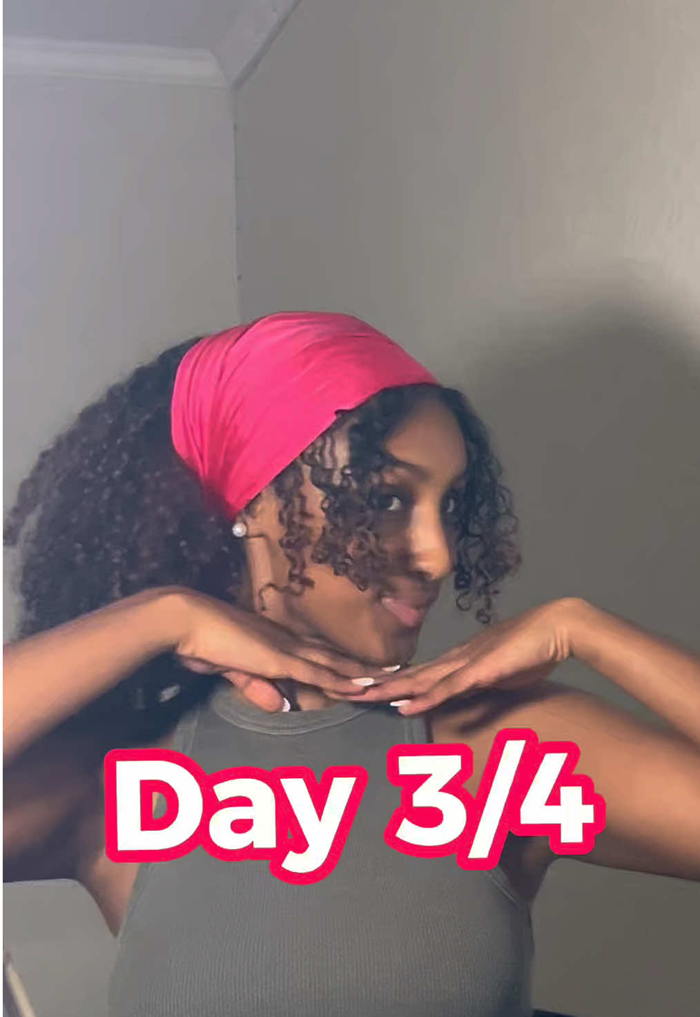 Day 3/4 🐚 #curlyhairstyles #curlygirl #inspo #fyp #curlyhairtutorial #naturalhair #lowporosityhair #scarf #afrohair #curls #3chair #curlyhairproducts #naturalhairtiktok 